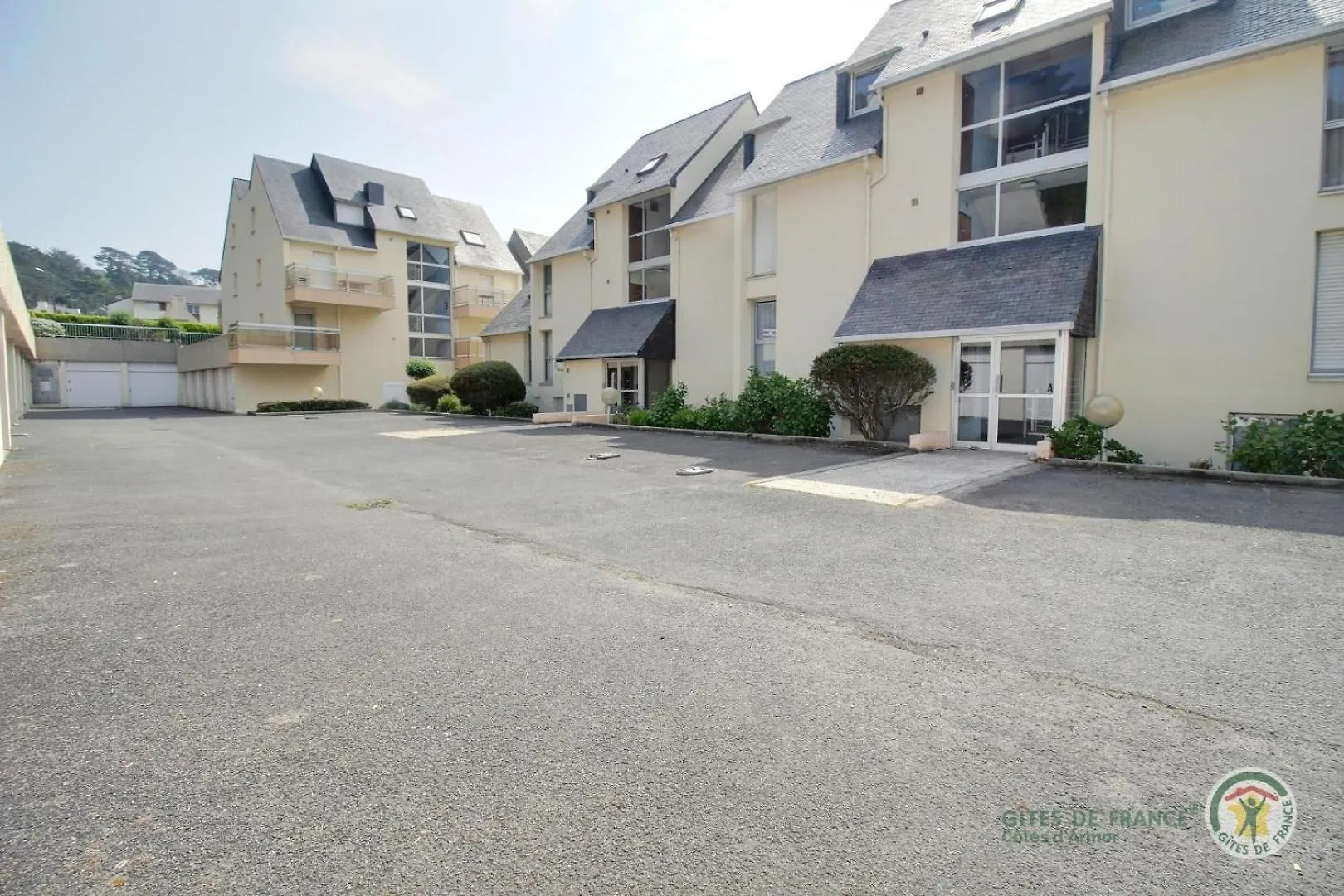 La Plage Trébeurden 0*,  Fransa